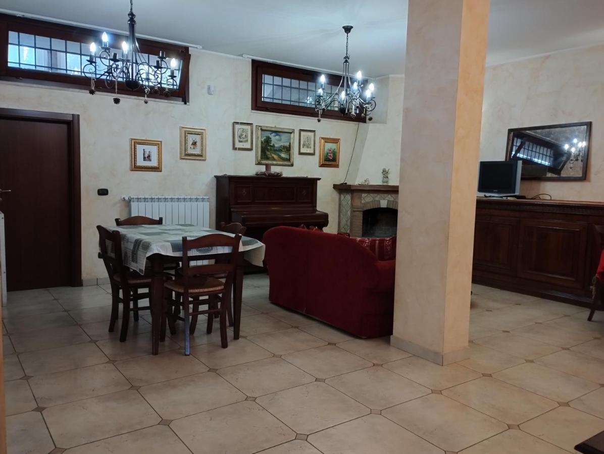 Villetta San Cesareo ซานเชซาเรโอ ภายนอก รูปภาพ